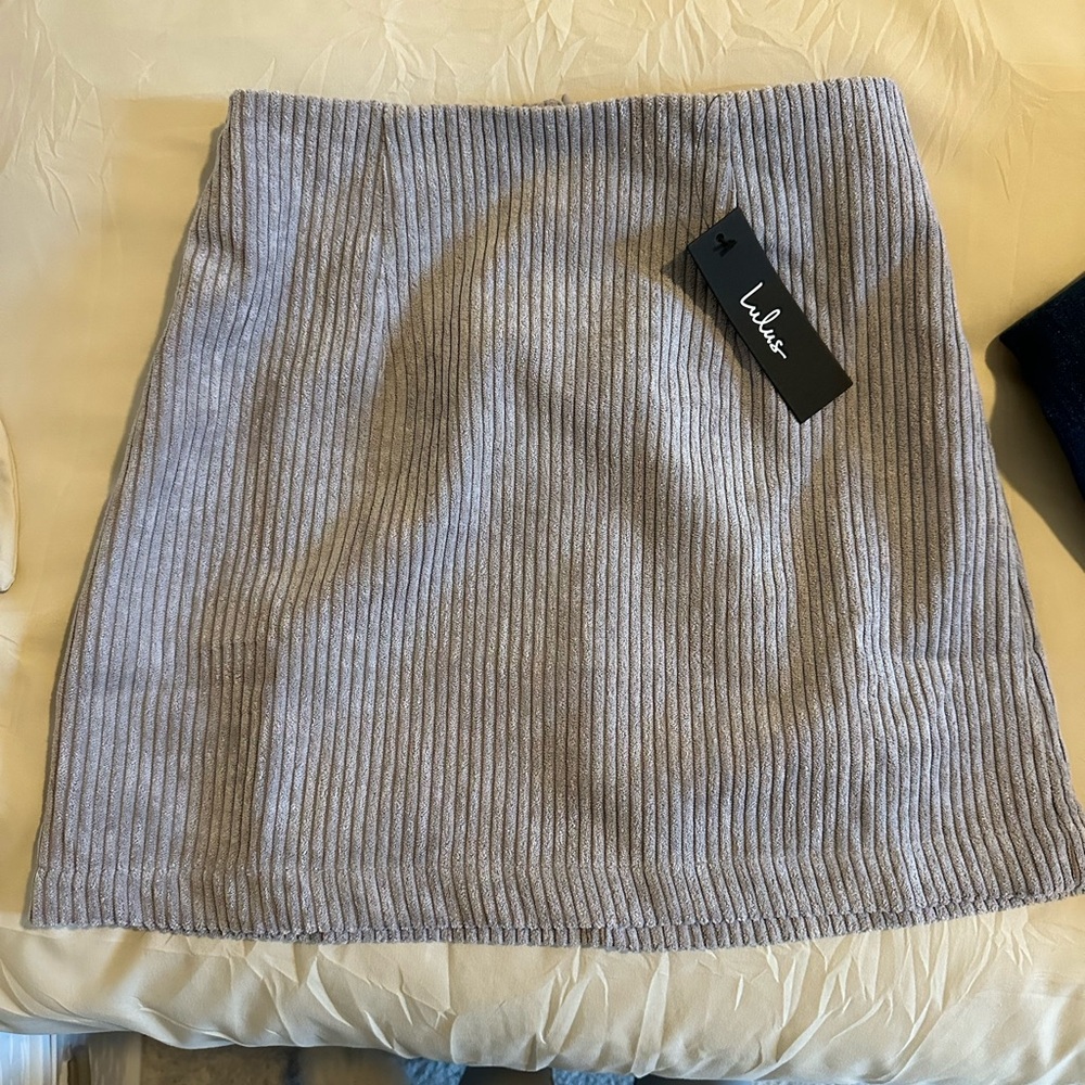 Lulus Mini Skirt ✨